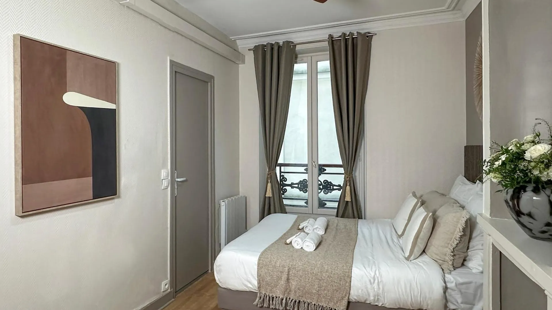 Apartment Champs Elysees Area Paris