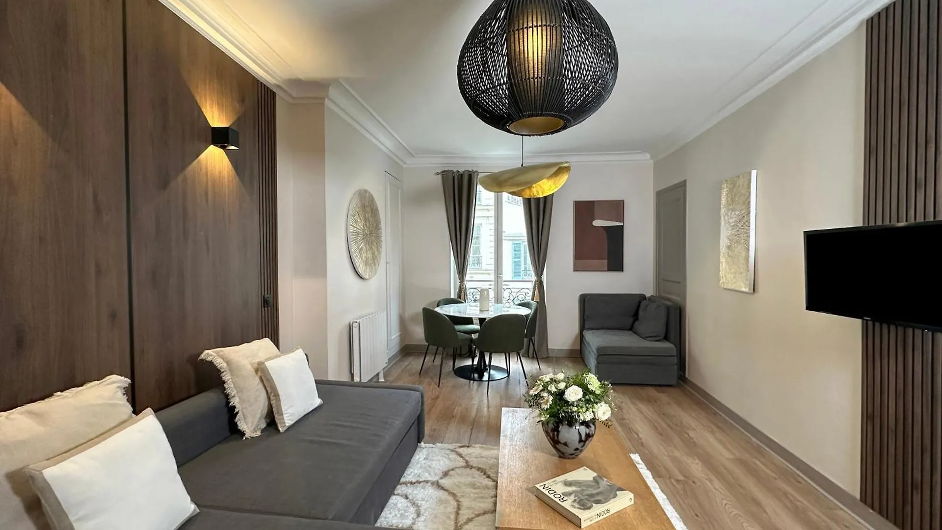 Apartment Champs Elysees Area Paris France